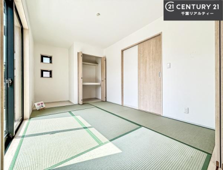 �a�� ���{�l�̐S������u�a�v�̋�ԁB�䑐�̍���Y����Ԃ͖����̂ЂƎ������o���Ă���܂��I�����b�N�X���ʂ�����̂ŉ��K�ɉ߂��������ł��B