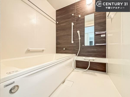 ���� 1���̔�����������Ɩ����Ă���闁���ł��B
�������̑f�G�ȃ����N�[�[�V�����ꏊ�ł��ˁB