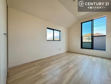 �m�� 2�ʍ̌����m�ۂ������邢�����́A���ʂ����ǂ��A���邭��ϋ��S�n�̗ǂ���ԂƂȂ��Ă���܂��B�����b�N�X���ĉ߂�����S�n�̗ǂ��������ł��I���̖ڊo�߂��X�b�L�����܂��ˁI