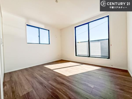 �m�� 2�ʍ̌����m�ۂ������邢�����́A���ʂ����ǂ��A���邭��ϋ��S�n�̗ǂ���ԂƂȂ��Ă���܂��B�����b�N�X���ĉ߂�����S�n�̗ǂ��������ł��I���̖ڊo�߂��X�b�L�����܂��ˁI