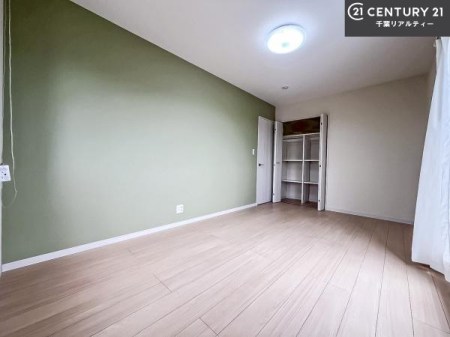 ���r���O�ȊO�̋��� ���邭���ʂ��̗ǂ������ł��B�u�V���v���v�Ƀf�U�C�����ꂽ�����B���R�x�������̂ŉƋ�⃌�C�A�E�g�ł��D�݂̋�Ԃ�n��グ���܂��B