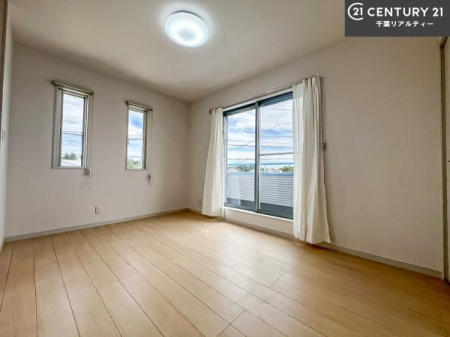 �m�� 2�ʍ̌����m�ۂ������邢�����́A���ʂ����ǂ��A���邭��ϋ��S�n�̗ǂ���ԂƂȂ��Ă���܂��B�����b�N�X���ĉ߂�����S�n�̗ǂ��������ł��I���̖ڊo�߂��X�b�L�����܂��ˁI