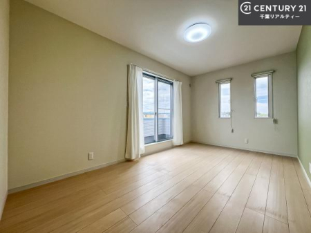 �m�� �o���R�j�[�ɖʂ��Ă���m���ł��B���邭�����肪����A���C����������ł��܂��I���N���āA�O�ɏo�Ĕw�L�т����[�ċz�����ǂ������}������邱�Ƃ��o�������ł��ˁI