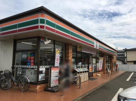 ���ӊ� �y�R���r�j�z�Z�u���C���u�����X�쒆���X�F161m