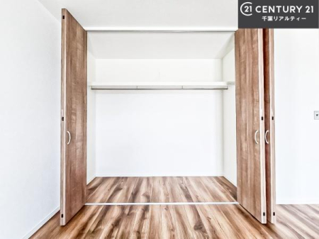 ���[ ���[�X�y�[�X�[�����Ă��܂��I�}�Ȃ��q�l�����q���Ă��U�炩�������������T�b�ƕЕt�����܂��I�������̃X�y�[�X�����܂��Ƃ肠�邨���������o���邱�Ƃ��o���܂��I