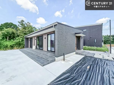 ���ԏ� ���ԃX�y�[�X��2�䕪����܂��I�Z�J���h�J�[�͂������A�o�C�N�⎩�]�ԂȂǂ��u���ꏊ�ɍ���܂���B