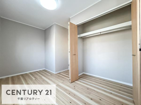 ���r���O�ȊO�̋��� ���[�X�y�[�X�����Ă��܂��I�������X�b�L�����ڂ��鎖���ł��܂��ˁB
�Ƌ��I�΂Ȃ��V���v���ȃf�U�C���ׁ̈A�Ƌ��I�΂����C�ɓ���̋�ԍ�肪�ł������ł��ˁB