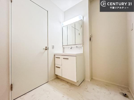 ���ʑ�E���ʏ� �g�Ȃ�𐮂�����ʏ��́A���������厖�ł��I������̐������̂��镵�͋C�����o�I�C�����悭���g�����������܂��B