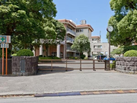 ���ӊ� �y���w�Z�z�x���k���w�Z�F2000m