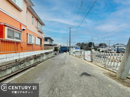 �O�ʓ��H�܂ތ��n�ʐ^ �O�ʓ��H��6���I�z����ǍD�ȗ��n�ł��B
�Ԍɓ��ꂪ���ȕ������S�ł��ˁB