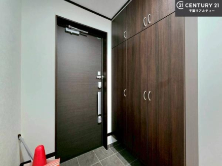 ���� ���ċA���Ă��Ă��A�������܁I�����������Ȃ�A�D�����}������Ă�����ԂɂȂ��Ă��܂��B
���邭��������錺�ւł��I