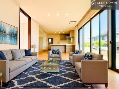 ���r���O �Ƌ��CG�p�[�X�ł��B��؂ȉƑ����W�܂邩�炱��LDK�ɂ͂�����肽���B
�q�����������C�ɏ΂��Ȃ��瑖�����Ă���p�����������u�L���Ƃɂ��ėǂ������v�Ǝv���u�Ԃł��B