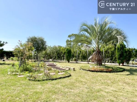 �� �L�X�Ƃ�����t���B�K�[�f�j���O��v�[���V�сA�O�����s���O�Ȃǂӂ��߂̃��r���O�Ƃ��Ă��Ƒ��Ŋy���܂�Ă͂������ł��傤���B