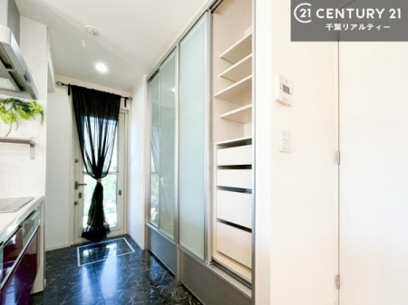 �L�b�`�� ���[�X�y�[�X���L�x�ŁA�����X�y�[�X���X�b�L���ƕЕt���Ђ�`�����p�ł��܂��I
���K�ɍ�Ƃ��ł��܂��I�����̗���������܂��I