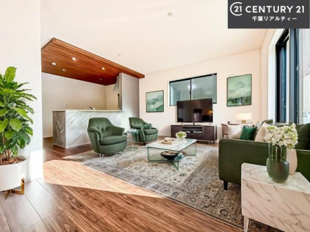 ���r���O �Ƌ��CG�p�[�X�ł��B�J�����̂���L�XLDK�I�\�t�@�[��_�C�j���O�e�[�u����u���Ă������ɂȂ�Ȃ��̂ŉ��K�ɉ߂����܂��I�R�~���j�P�[�V���������₷�����r���O�ł��I