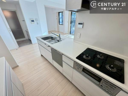 �L�b�`�� ���[�X�y�[�X���L�x�ŁA�����X�y�[�X���X�b�L���ƕЕt���Ђ�`�����p�ł��܂��I
���K�ɍ�Ƃ��ł��܂��I�����̗���������܂��I