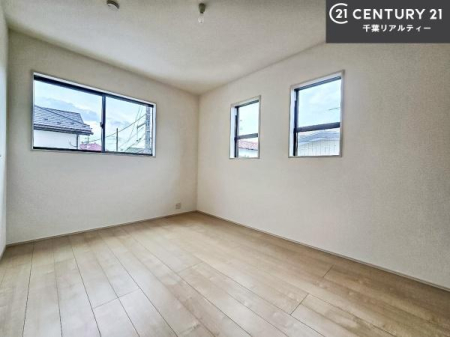 �q������ �|���o�������Ȃ��������́A���q�l�̂������Ƃ��Ă����S�ł��I
���[�X�y�[�X���[�����Ă���̂ŎU�炩�������������T�b�ƕЕt�����܂��I