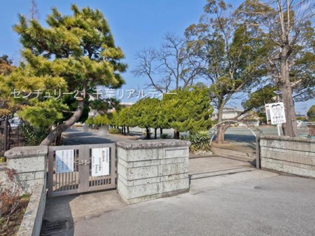 ���ӊ� �y���w�Z�z��t�s���ߑ򏬊w�Z�F1920m