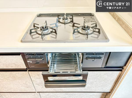 �L�b�`�� �R�����͎O������̂ł������̓����i�s���ł��܂��B
�������O�����t���ł��B�����X�y�[�X���L�X���Ă���׍�Ƃ����₷���I�g�����肪�ǂ��V�X�e���L�b�`���ł��I