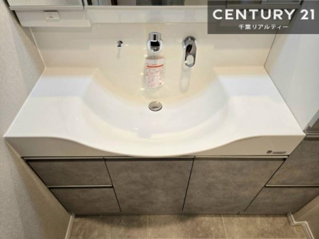 ���ʑ�E���ʏ� �[�����ʑ�{�E���́A�������˂ɂ����̂ł�����ꂪ�y�X�I���������ۂĂ܂��I
�L���C�Ȑ��ʏ��Ŏ��������̃��`�x�[�V�������オ��܂��ˁI