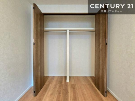 ���[ ���[�X�y�[�X���L�x�ŁA���Z��Ԃ����ł��Еt���܂��I