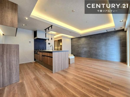 ���r���O �D�����z���܂肪���r���O����ł���ċ��S�n�̗ǂ���Ԃ����o���Ă���܂��I
���R�ƉƑ����W����b��������S�n�悢��ԁI