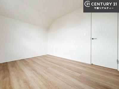 ���r���O�ȊO�̋��� �V���v���Ƀf�U�C������Ă��邽�߁A�Ƌ��I�т܂���I
���C�ɓ���̉Ƌ��u���Ă��낰���Ԃ���邱�Ƃ��ł��܂��B