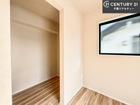 ���[ ���[�X�y�[�X�[�����Ă��܂��I�}�Ȃ��q�l�����q���Ă��U�炩�������������T�b�ƕЕt�����܂��I�������̃X�y�[�X�����܂��Ƃ肠�邨���������o���邱�Ƃ��o���܂��I