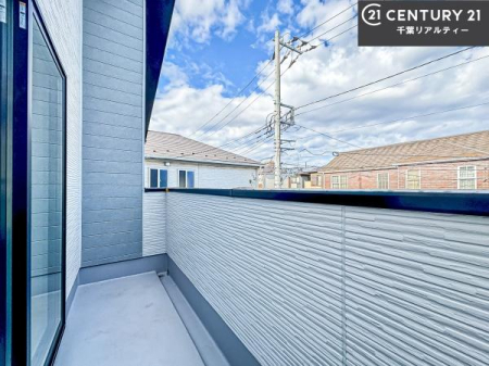 �Z�˂���̒��]�ʐ^ ������������Z��X�ł��I���͂ɂ͍����������Ȃ��A�󂪍L���J����������A�z�������傫���Ղ��邱�Ƃ�����܂���I�C�����̗ǂ������ʂ蔲����X���݂ł��I