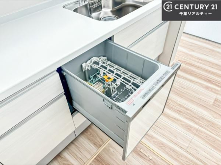 �L�b�`�� �H��@�t���I�Z��������~��͎�r��h�~�Ƃ��đ劈�􂵂܂��I�r���g�C���d�l�Ȃ̂ŁA�ꏊ����炸�����X�y�[�X���L���g���Ď�ۂ悭��Ƃ��o���܂��I