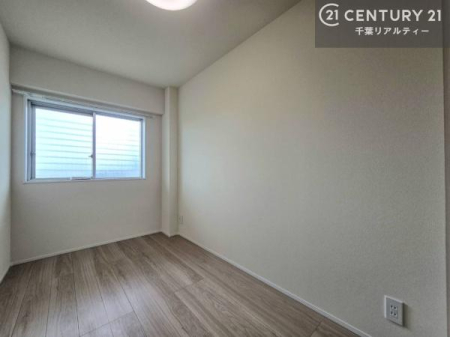 �m�� �����������f�U�C���Ƌ@�\�������˔��������m�x�[�V���������B�����肠��f�ނƏ�i�ȋ�ԂÂ���ŁA�Z�ސl�̖�����L���ɂ��Ă���܂��B