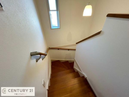 ���̑����� �K�i�͖��邭�萠������Ă��܂��B���q�l�₲�N�z�̕������S���Ă����p�����܂��ˁB