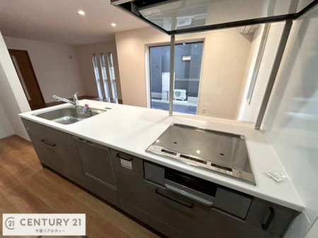 �L�b�`�� IH�N�b�L���O�q�[�^�[�d�l�Ȃ̂ŁA���|���͐@�����݂̂ŉƎ��y�X�ł��I
�΍Ђ̃��X�N���}��������S�d�l�ŁA���K�ɍ�Ƃ��ł��܂��I