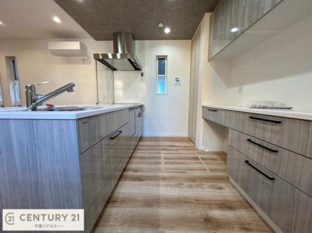 �L�b�`�� ���[�X�y�[�X���L�x�ŁA�����X�y�[�X���X�b�L���ƕЕt���Ђ�`�����p�ł��܂��I
���K�ɍ�Ƃ��ł��܂��I�����̗���������܂��I