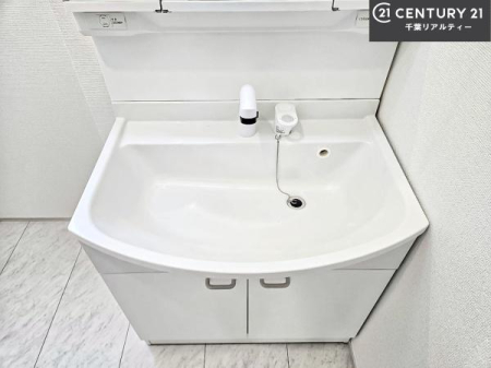 ���ʑ�E���ʏ� �[�����ʑ�{�E���́A�������˂ɂ����̂ł�����ꂪ�y�X�I���������ۂĂ܂��I
�L���C�Ȑ��ʏ��Ŏ��������̃��`�x�[�V�������オ��܂��ˁI