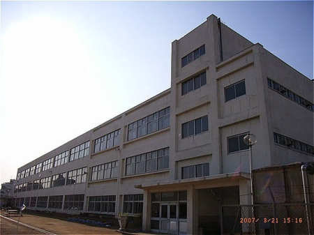 ���ӊ� �y���w�Z�z�؍X�Îs���؍X�Ñ�ꏬ�w�Z�F395m