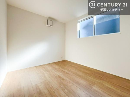 �m�� �V���v���Ƀf�U�C������Ă��邽�߁A�Ƌ��I�т܂���I
���C�ɓ���̉Ƌ��u���Ă��낰���Ԃ���邱�Ƃ��ł��܂��B