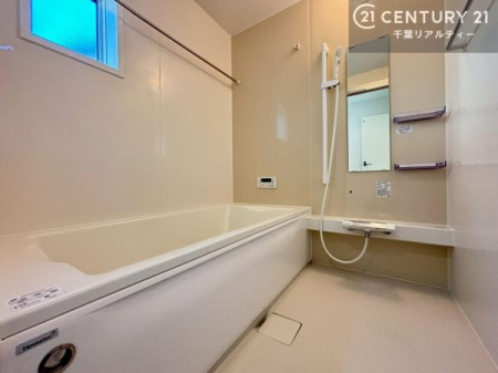 ���� �L�X�o�X�ň���̔������t���b�V���B�����L�΂���̂ŁA�����ɂ��������ƐZ����܂��ˁI�����̃o�X�^�C�����y���݂ɂȂ�܂��B