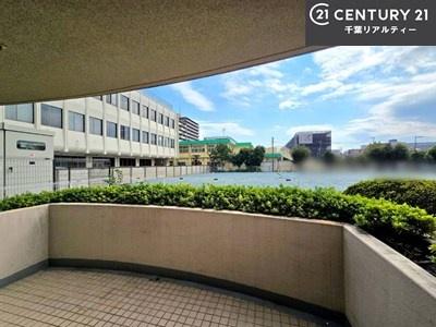 �Z�˂���̒��]�ʐ^ ���ꂽ���ɂ͐�������n����J���I�Ȏ��Ԃ��y���߂܂��B�C�����̗ǂ������ʂ蔲����X���݂ł��I
