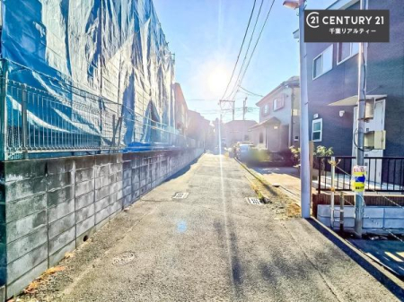 �O�ʓ��H�܂ތ��n�ʐ^ ���ӊ���A���q�l�̂���]�ɍ������������ꏏ�ɂ��ē���v���܂��B�Z��[���A�h�o�C�U�[�ɂ�邲���k������܂��B���Ђ͂��₢���킹�ɑ��Ή����܂��I���҂������܂���I