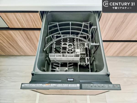 �L�b�`�� �H��@�t���I�Z��������~��͎�r��h�~�Ƃ��đ劈�􂵂܂��I�r���g�C���d�l�Ȃ̂ŁA�ꏊ����炸�����X�y�[�X���L���g���Ď�ۂ悭��Ƃ��o���܂��I