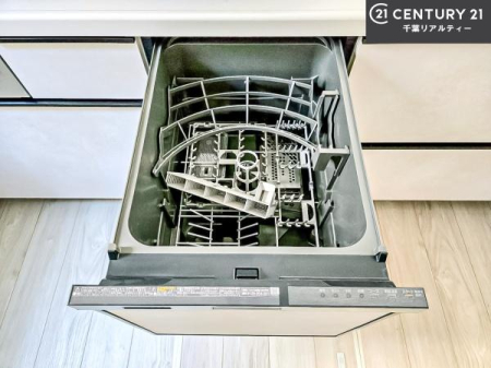 �L�b�`�� �H��@�t���I�Z��������~��͎�r��h�~�Ƃ��đ劈�􂵂܂��I�r���g�C���d�l�Ȃ̂ŁA�ꏊ����炸�����X�y�[�X���L���g���Ď�ۂ悭��Ƃ��o���܂��I