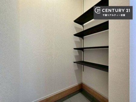 ���[ �V���[�Y�C���N���[�N�t���I
���֎��[���[�����Ă��܂��I�C�����łȂ��x�r�[�J�[��܂��ݎ��]�Ԃ̎��[�ɂ��I���֎��肪�X�b�L���ƕЕt���܂��ˁI