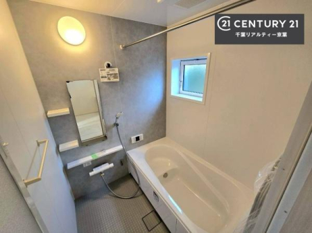 ���� �������������l�̕��͋C�̃o�X���[���́A�V�b�N�ȃf�U�C���Ńo�X�^�C�����[���I
���d���撣���Ă��邲�J���ɂ��D�݂̓����̓����܂����āA�y����ł݂Ă͂������ł��傤���H