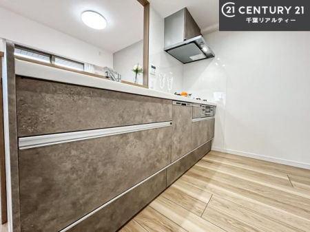 �L�b�`�� ���[�X�y�[�X���L�x�ŁA�����X�y�[�X���X�b�L���ƕЕt���Ђ�`�����p�ł��܂��I
���K�ɍ�Ƃ��ł��܂��I�����̗���������܂��I