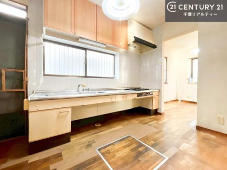 �L�b�`�� �Ԃ����̕��ł��g���₷���o���A�t���[�L�b�`���ł��I�Ԃ����ɍ��킹�������ɂȂ��Ă���������܂܂̒������\�ł��I