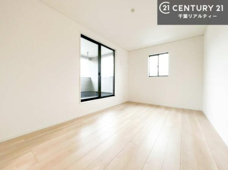 �Q�� �D���������������ޗm���́A���̖ڊo�߂��C�������ǂ������ł��ˁB���������Ԃ��������Ɖ߂������Ƃ��ł��܂��B�D�����F�����̃t���[�����O���ǂ�ȉƋ�ɂ��}�b�`���܂��I