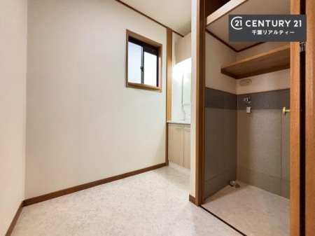 ���ʑ�E���ʏ� �[�����ʑ�{�E���́A�������˂ɂ����̂ł�����ꂪ�y�X�I���������ۂĂ܂��I
�L���C�Ȑ��ʏ��Ŏ��������̃��`�x�[�V�������オ��܂��ˁI