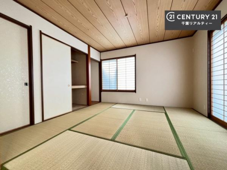 �a�� �^�^�~�̍��肪���炬��^����A�����b�N�X��ԁB�����傫���J�����̂���a���ƂȂ��Ă���܂��B���{�l�̐S������u�a�v�̋�ԁB�䑐�̍���Y����Ԃ͖����̂ЂƎ������o���Ă���܂��I