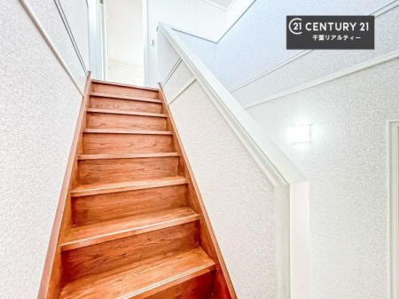 ���̑����� �K�i�́A���邭��������������ƌ�����̂ŏ�艺�肪���S�ł��܂��ˁI